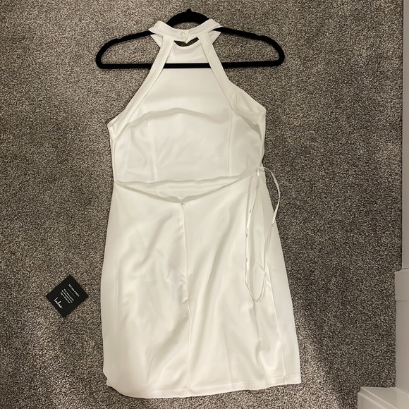 Lulus white backless dress - Picture 2 of 4